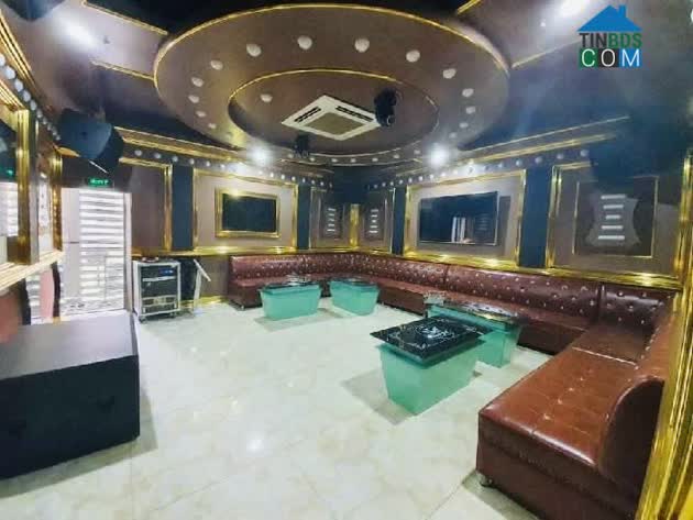 Ảnh Bán nhà mặt phố Hoàng Quốc Việt dt 208m2, 7 tầng, GIẢM SỐC 4 TỶ - làm văn phòng tuyệt vời 0