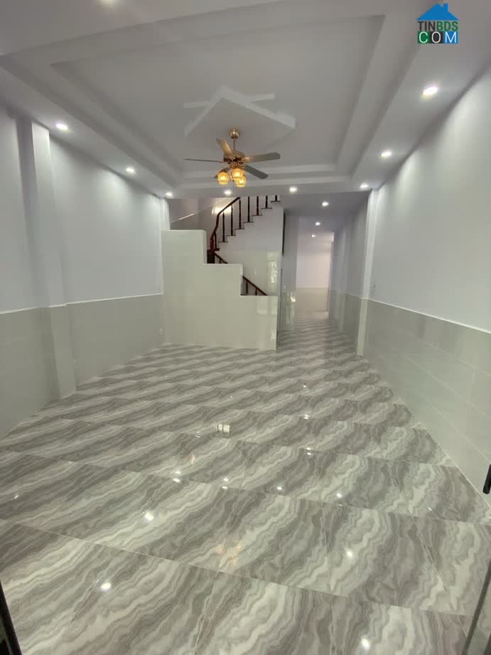 Ảnh Tỉnh Lộ 10, Xe Hơi Ngủ Trong Nhà, 3 Tầng 3pn, 112m2, Nhỉnh 50tr/m2 0