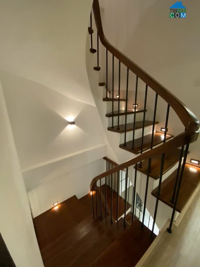 Ảnh Quan Hoa, nhà đẹp, 46m2, 5T, mt 5.1m siêu sao, full nội thất, oto gần 10tỷ399 0