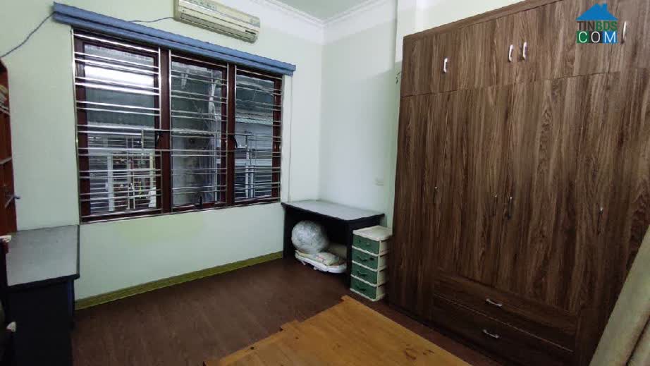 Ảnh Bán nhà Cầu Giấy,Phân lô, 40m2,5T, 2 mặt ngõ, oto, KD bất chấp 12tỷ499 0