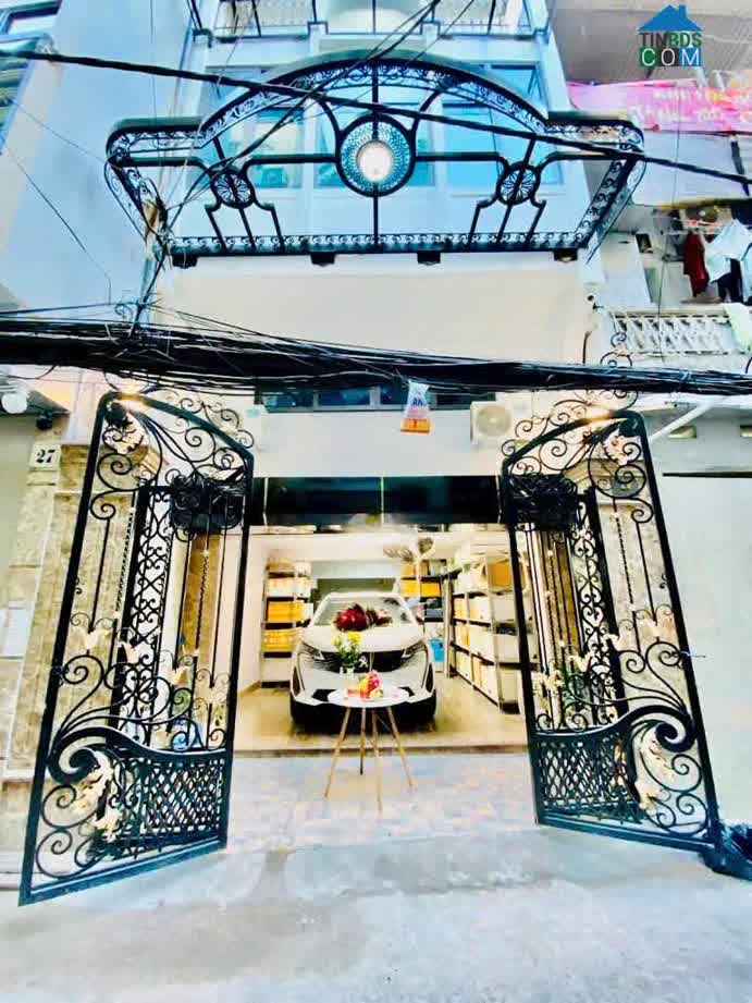 Ảnh Nhà đẹp ở luôn ở La Thành, Đống Đa diện tích 52m2, 4 tầng, mặt tiền 4.8m, gara oto, Giá 18.5 Tỷ 0