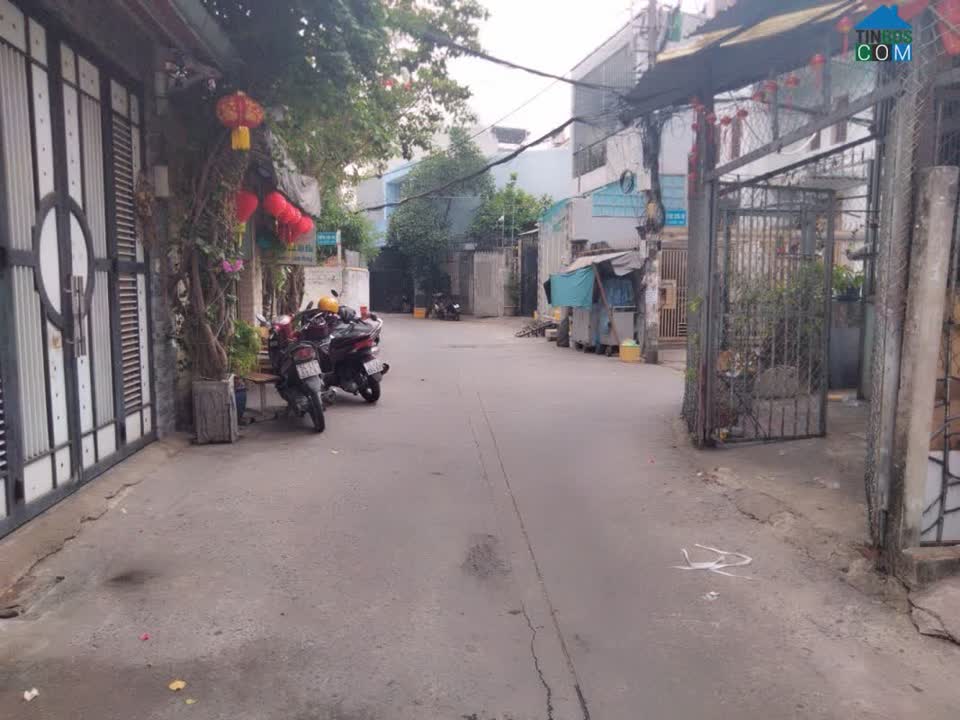 Ảnh Nhà 3 tầng mới đẹp HXH Tân Quý Q.TP gần đường lớn 30m giá chỉ 6 tỷx 0