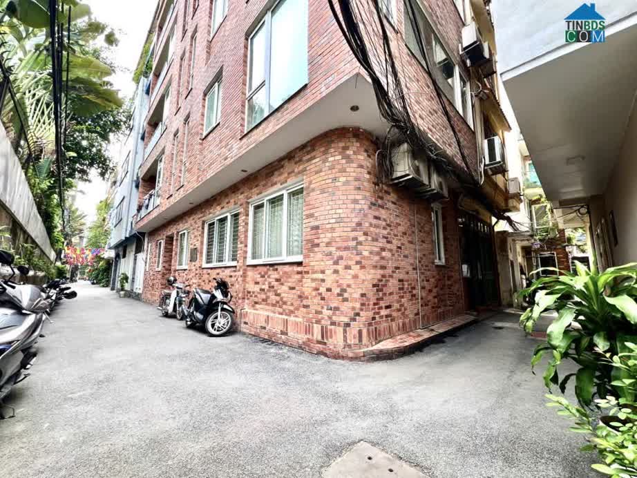 Ảnh Bán nhà phố Đặng Thai Mai 30m2, 5 tầng lô góc 2 mặt ô tô cực đẹp gần Hồ Tây 0