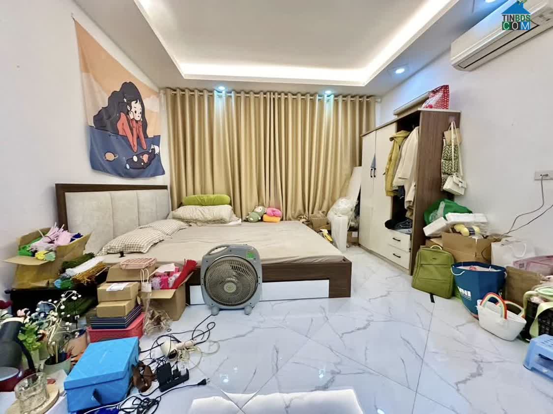 Ảnh Bán nhà P.Quỳnh Mai 33m2 5T Lô góc, ngõ thông, ba gác qua nhà 0