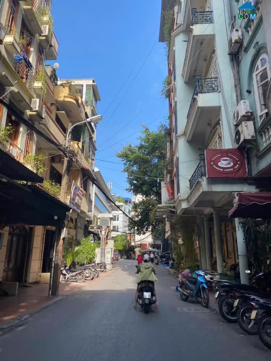 Ảnh bán nhà Đống Đa 56m Thông Phong, lô góc, nở hậu 0