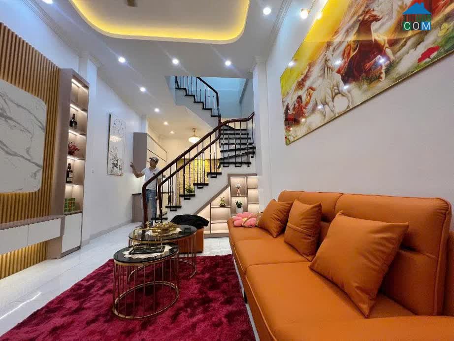 Ảnh Bán nhà Đống Đa 45m Chợ, 3 thoáng, nở hậu, tặng nội thất đẹp 0