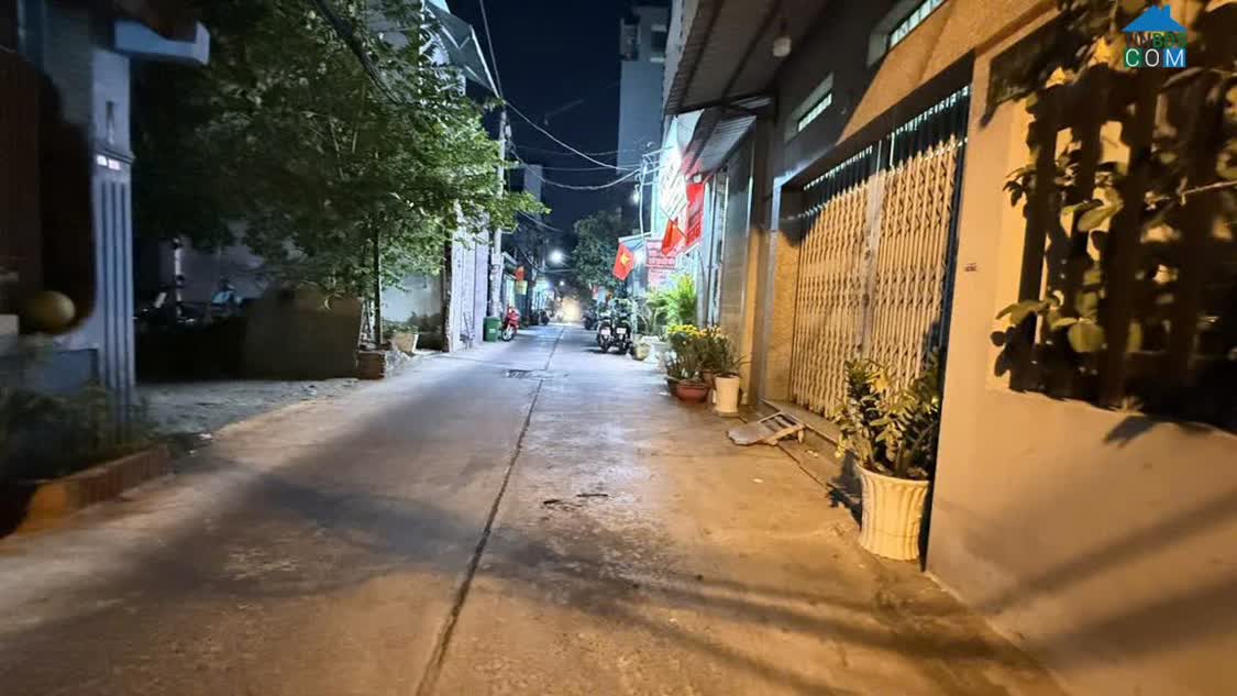 Ảnh HƯƠNG LỘ 2 3 TẦNG HẺM XE HƠI THÔNG CHỈ 5.35 TỶ 
Hương Lộ 2 Bình Trị Đông A Bình Tân 0