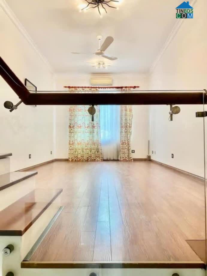 Ảnh Bán Nhà Phố Đặng Tiến Đông _ Ô Tô Đỗ Cửa _ Vị Trí Đẹp 0