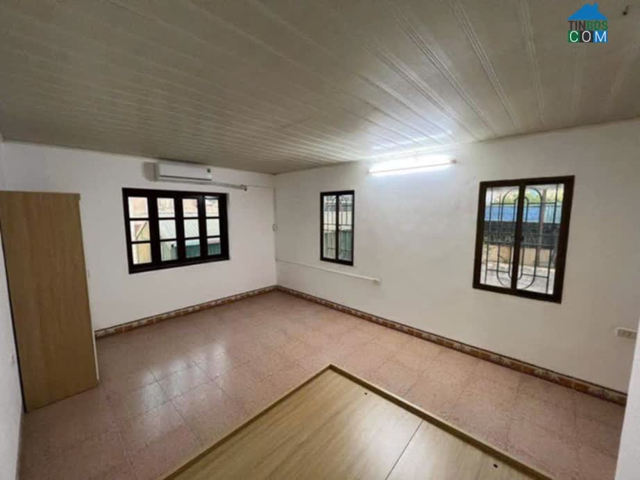 Ảnh Bán Nhà Phố Nguyễn Chí Thanh - Khu Phân Lô Bàn Cờ - Ô Tô Đậu Cửa 0