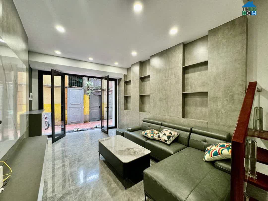 Ảnh DÂN XÂY Đàm Quang Trung 45m,4 tầng,full nội thất,gần phố,ô tô đỗ cổng,chỉ hơn 8 tỷ 0