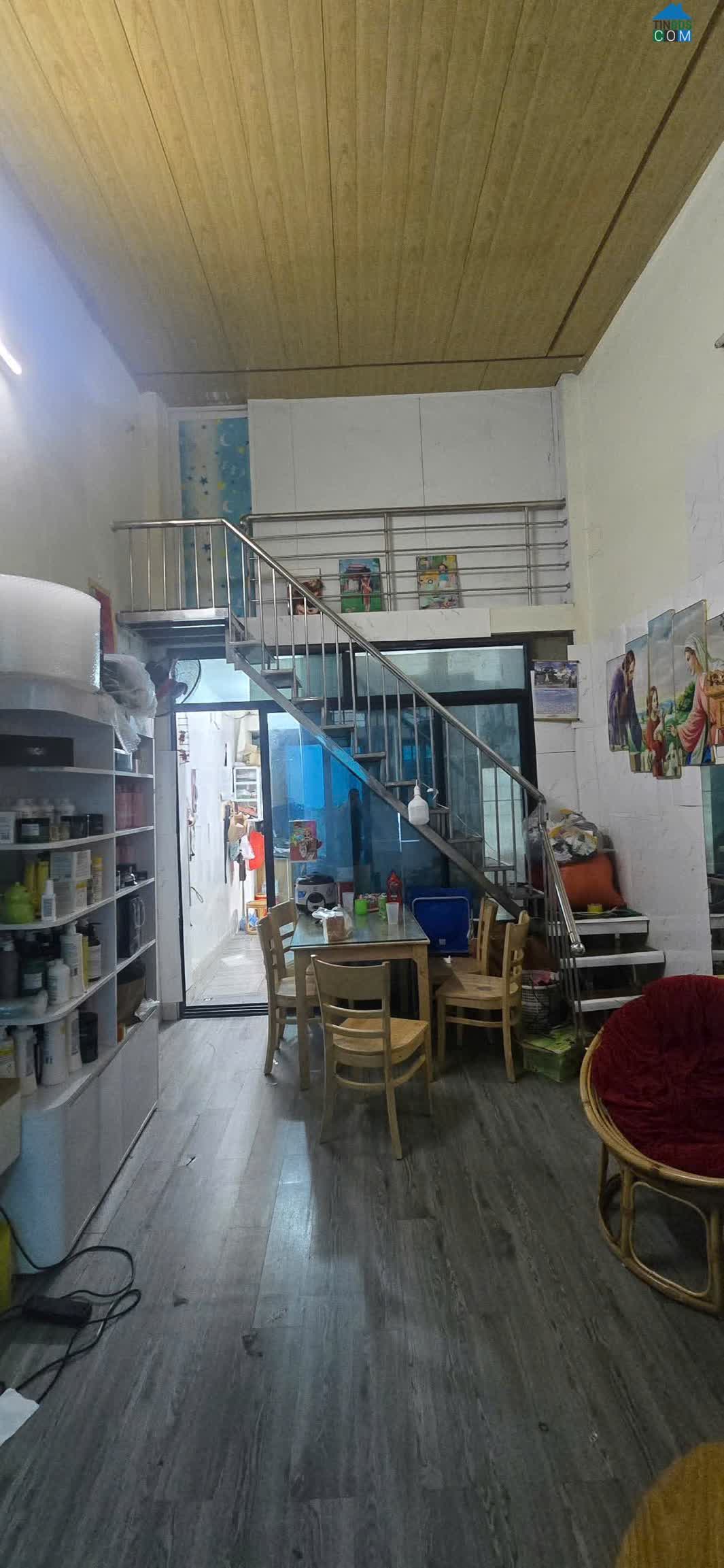 Ảnh Bán nhà cấp 4 tại Bát Khối - Thạch Bàn, Gần công viên. 40m2 có sân riêng. Lh 0965858116 0