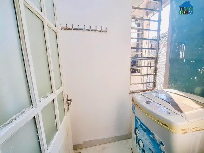 Ảnh Chính chủ bán căn hộ ccmn, ngõ 93 Phố Vũ Tông Phan, 35m2, nhà đẹp, ngõ thông, gần phố + ngã tư sở 0