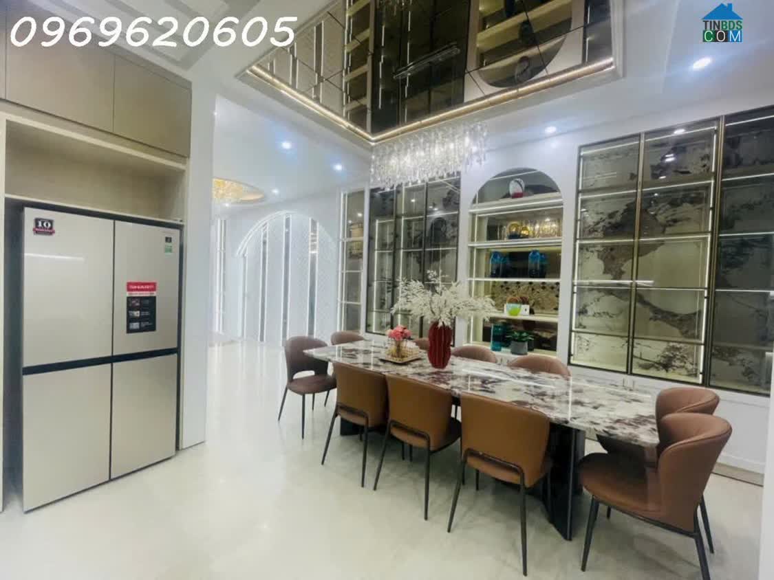 Ảnh Bán Nhà 5 tầng Quận 7 Đường Lý Phục Man và đường số 1 phường Bình Thuận 0