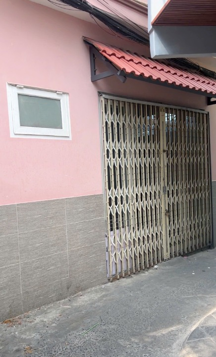 Ảnh Nhà góc 3 tầng hẻm thông 432 Dương Bá Trạc P1Q8. Giá 2.18 tỷ TL 0