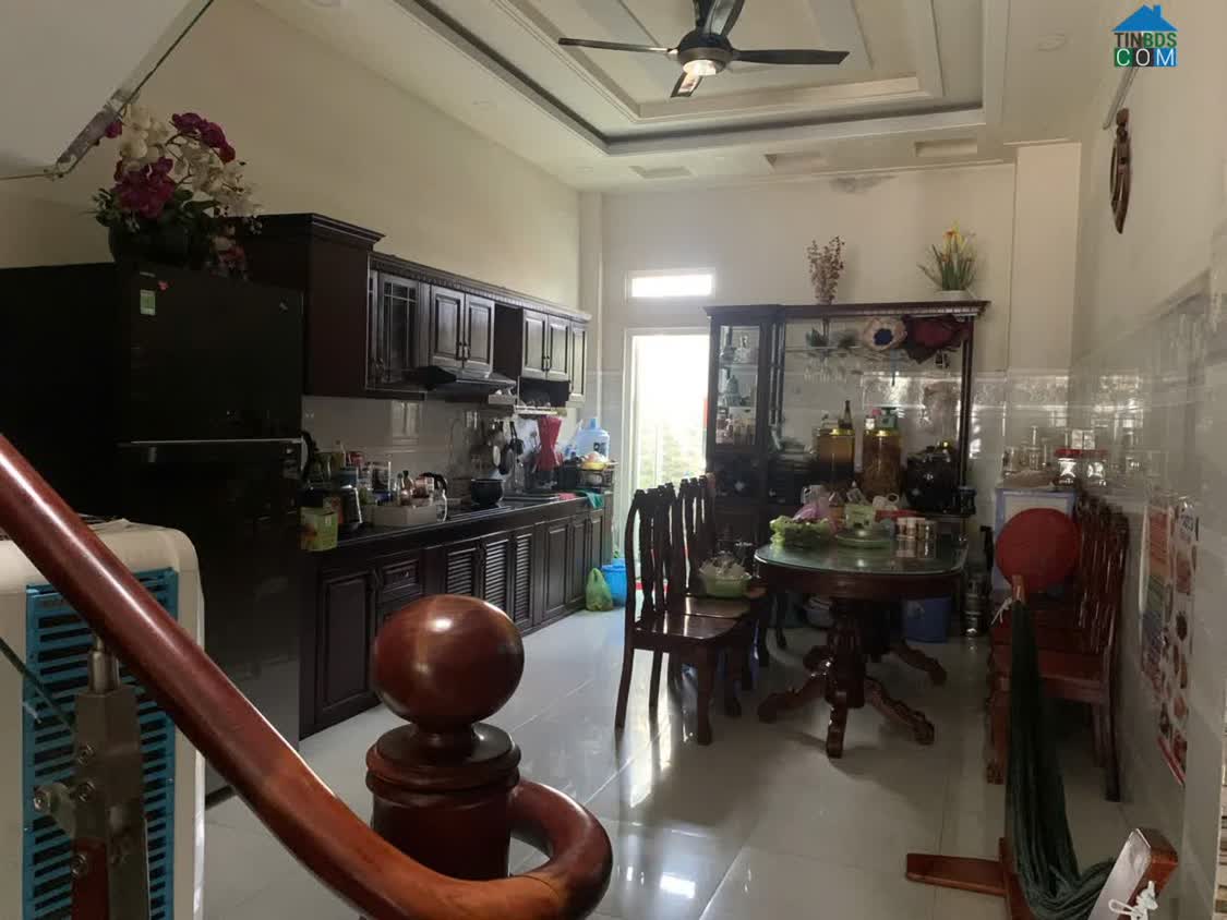 Ảnh Gấp bán nhà HẺM 8M đường Lò Lu 68m2 3 tầng giá nhỉnh 6 tỷ Quận 9 0