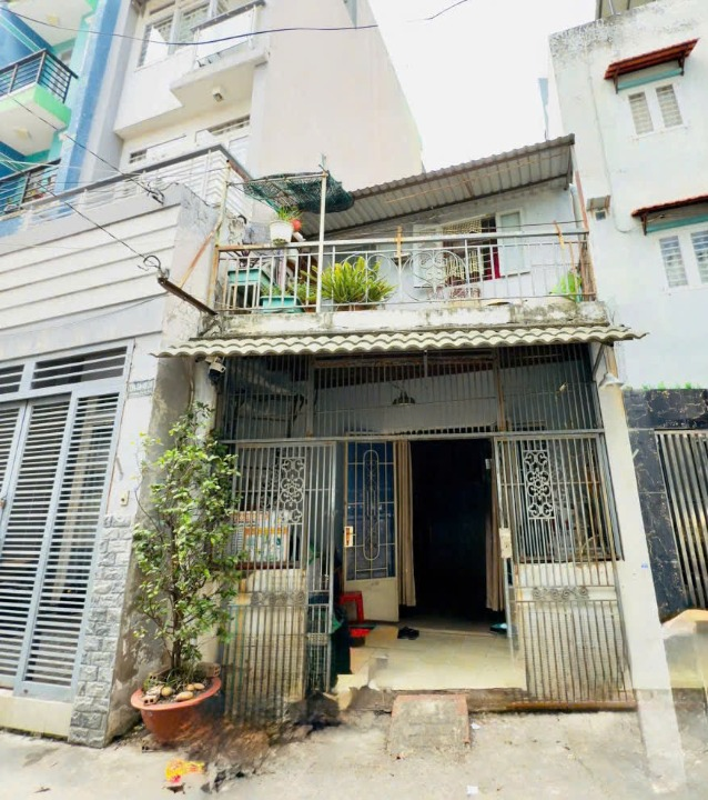 Ảnh Nhà 2 tầng hẻm 184 Âu Dương Lân P3Q8, Giá 4.66 tỷ 0