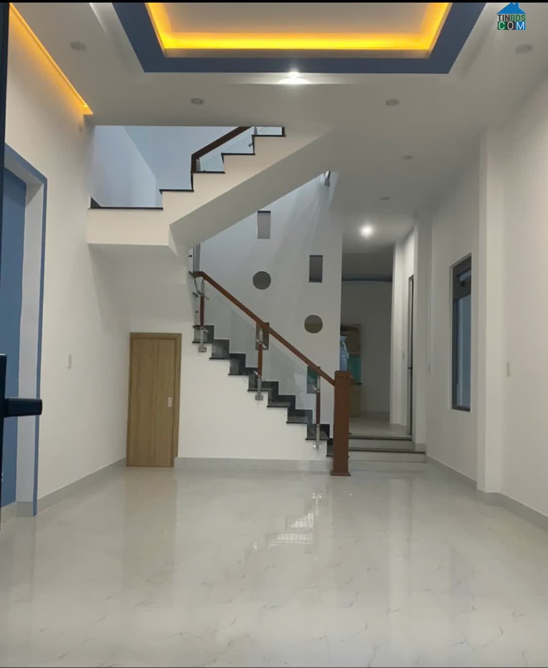 Ảnh Bán Nhà Vĩnh Ngọc Nha Trang DT:87m2 ngang 5,3m
Giá chỉ 2,7tỉ bớt lộc cho khách thiện chí mọi... 0