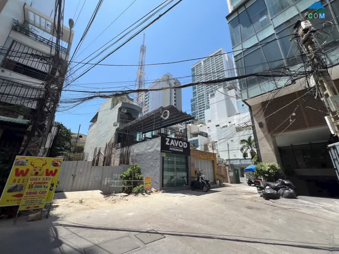 Ảnh Đất phố tây đường Hùng Vương Quân Trấn, Lộc Thọ-Nha Trang
DT: 226,86 m2 (Ngang 7.2m)
 Giá bán:... 0