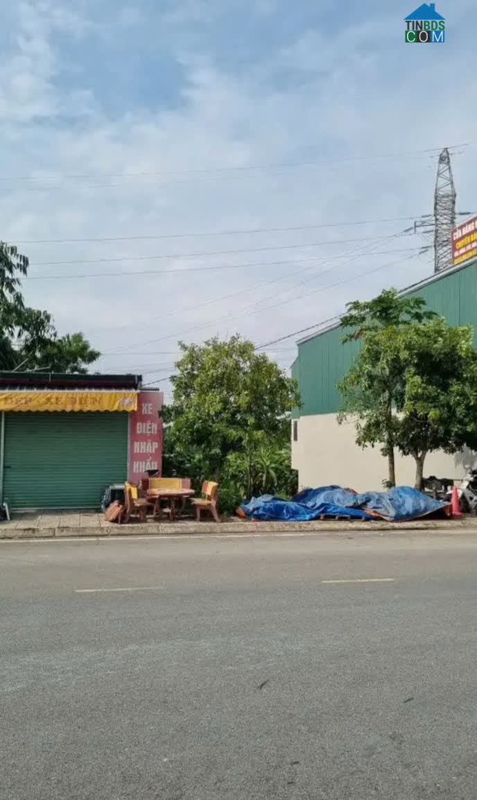 Ảnh Gia đình bán đất mặt Quốc Lộ 32C, cổng Chính Đền Hùng - Việt Trì, Phú Thọ. DT 138m MT Rộng, KD đỉnh 0