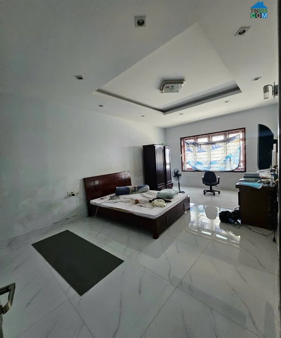 Ảnh Bán nhà mặt tiền đường Nguyễn Bỉnh Khiêm - Giá 28,5 tỷ 142m2 bán 28,5 Tỷ e Trinh 0