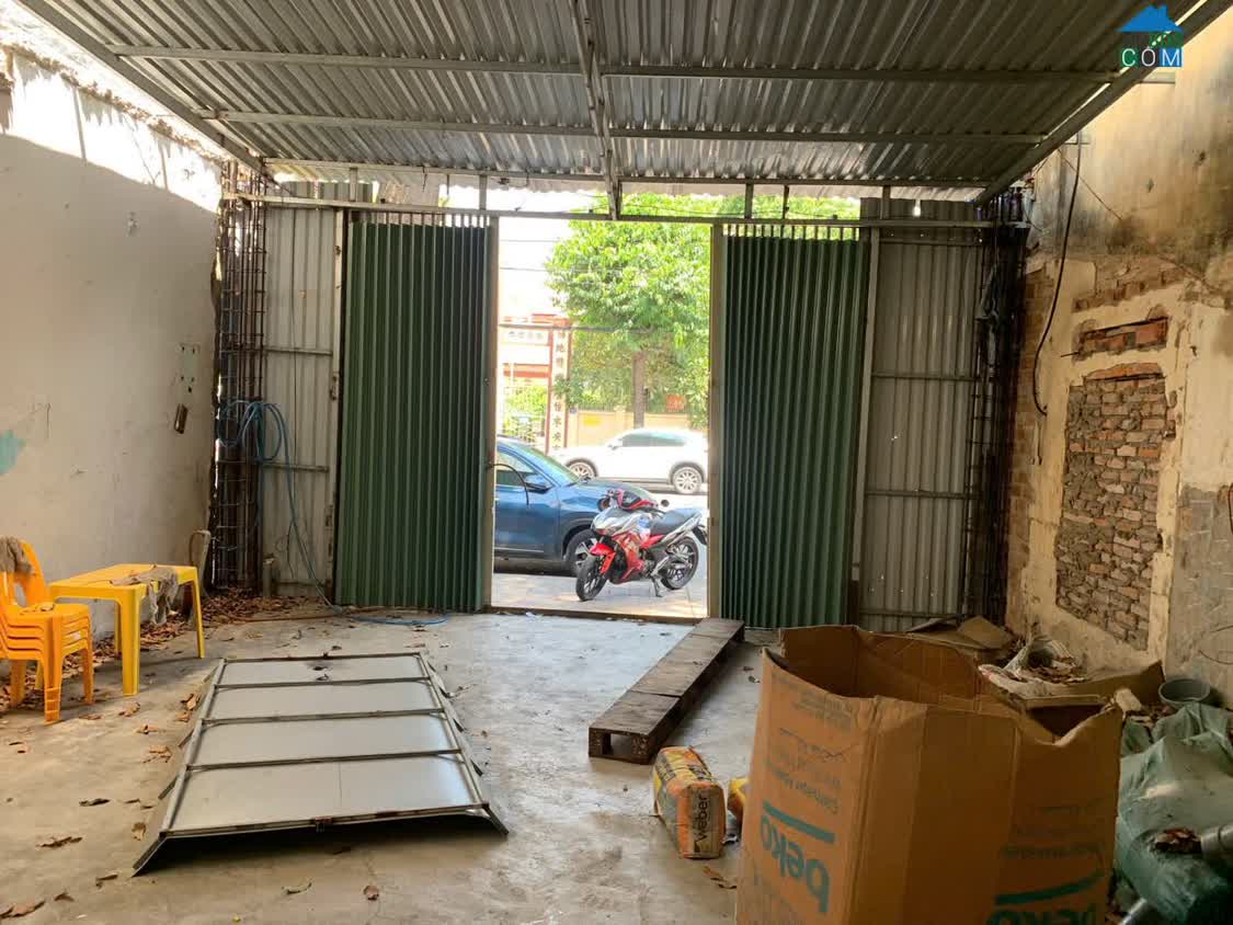 Ảnh BÁN NHÀ MẶT TIỀN LÊ HỒNG PHONG – PHƯỜNG NHA TRANG
Diện tích: 53m² Liên hệ : e Trinh 0