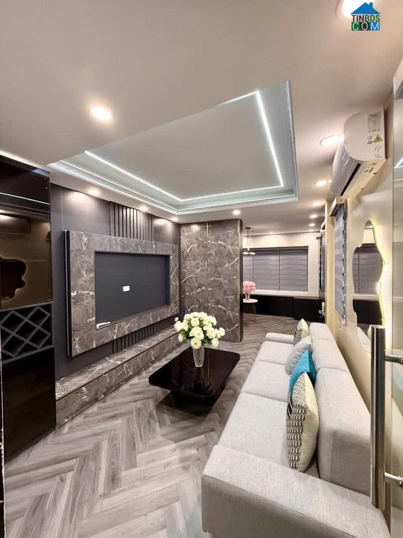 Ảnh Bán nhà Ngọc Trì 42m 7 tầng thang máy lô góc 3 thoáng gara ô tô giá 10.9 tỷ 0