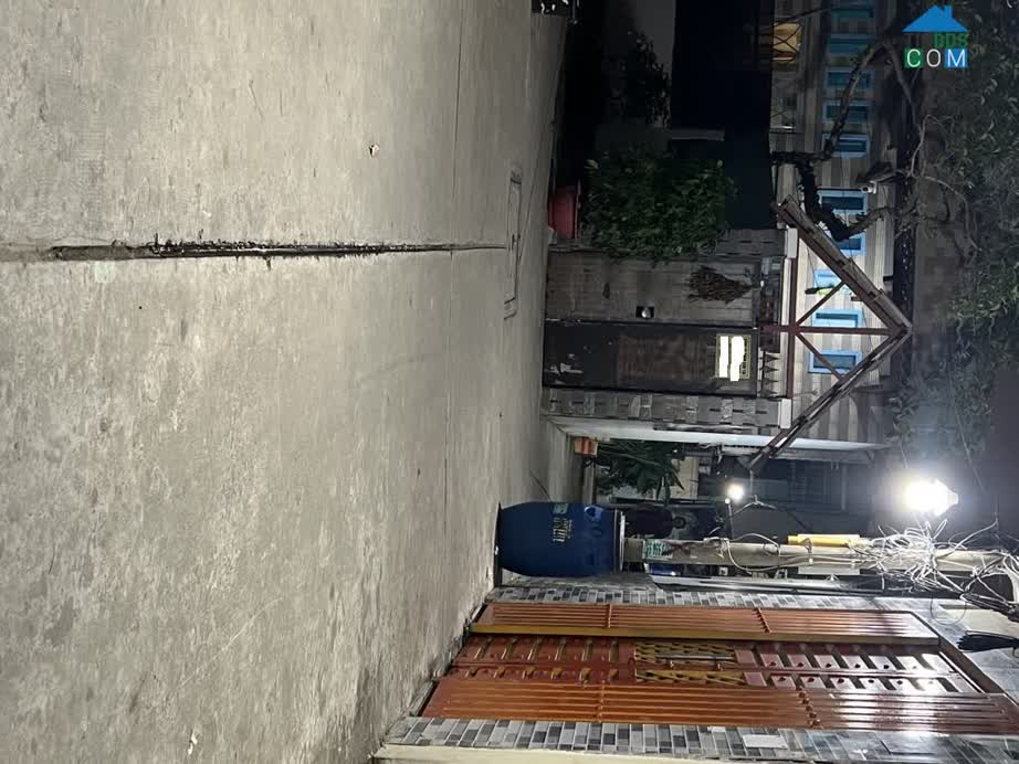 Ảnh Bán nhà Nguyễn Văn Quỳ; 5x20m; 2 tầng; 3PN; 3WC; sổ hồng riêng 0