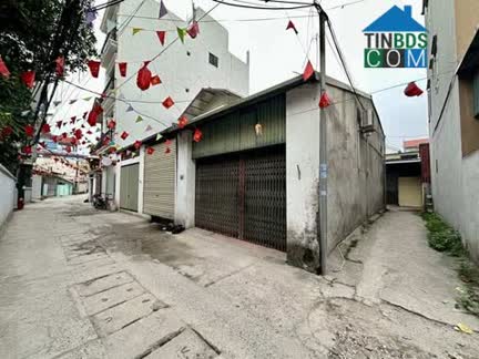 Ảnh mặt ngõ rộng, cách mặt phố Đại Cát 30m, bãi ô tô xung quanh nhà. 0