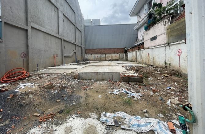 Ảnh Lô Đất Ở Ngay Khu Dân Cư Thủ Đức-Tphcm, 70M2 Chỉ 1,8 Tỷ 0