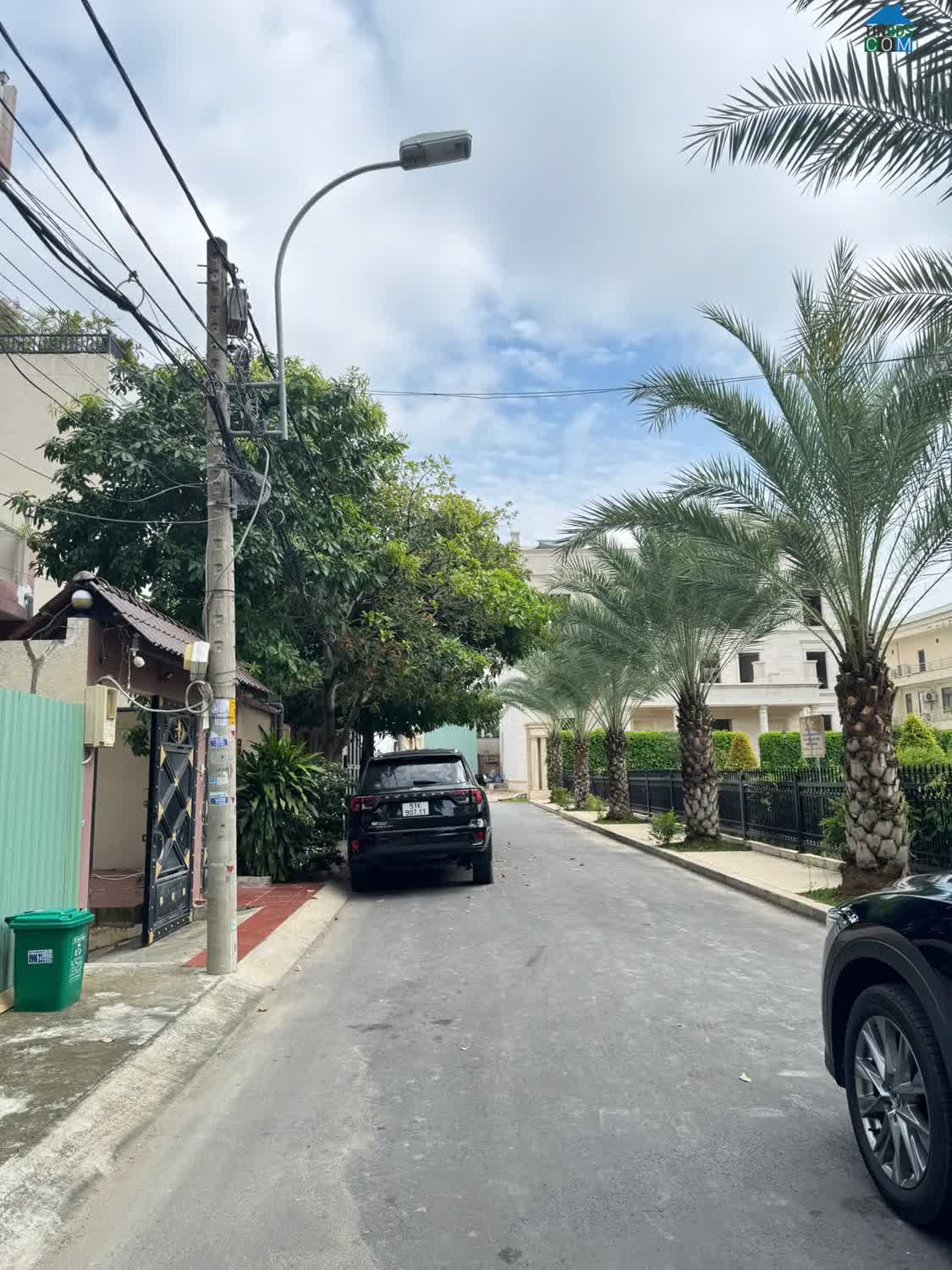 Ảnh BÁN Villa sát sông Sài Gòn đường Nguyễn Ư Dĩ 668,8m2 công nhận hồ bơi sân vườn rộng trực diện sông 0