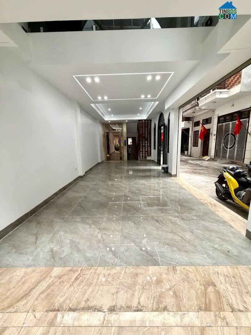 Ảnh Bán nhà Sài Đồng 55m MT10m 7 tầng thang máy lô góc gara ô tô hơn 14 tỷ 0