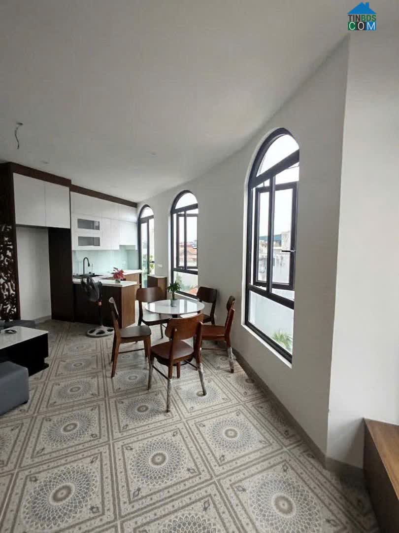 Ảnh Bán nhà Ngọc Thụy 39m 6 tầng thang máy MT10m lô góc gara ô tô hơn 11 tỷ 0