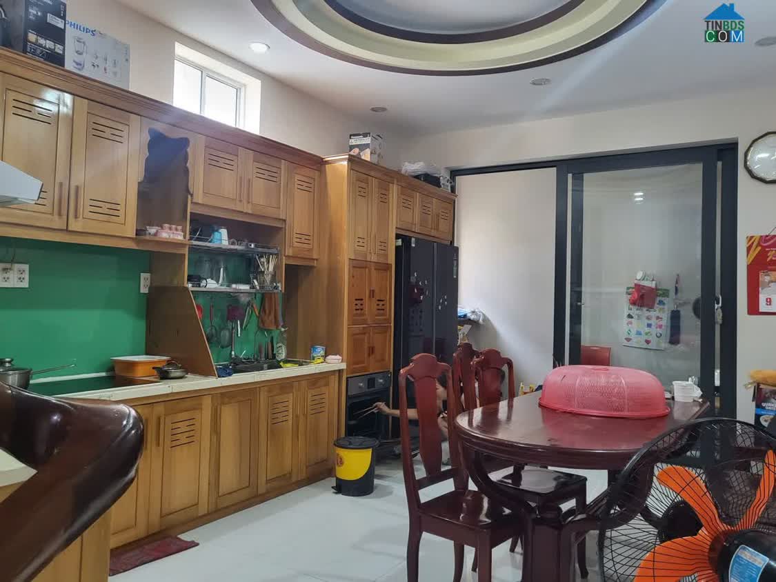 Ảnh Bán Căn Nhà 4,5 Tầng, MT Đường Hoàn Kiếm, Phường Nha Trang
đường Rộng 13M Diện Tích : 71,1m2... 0