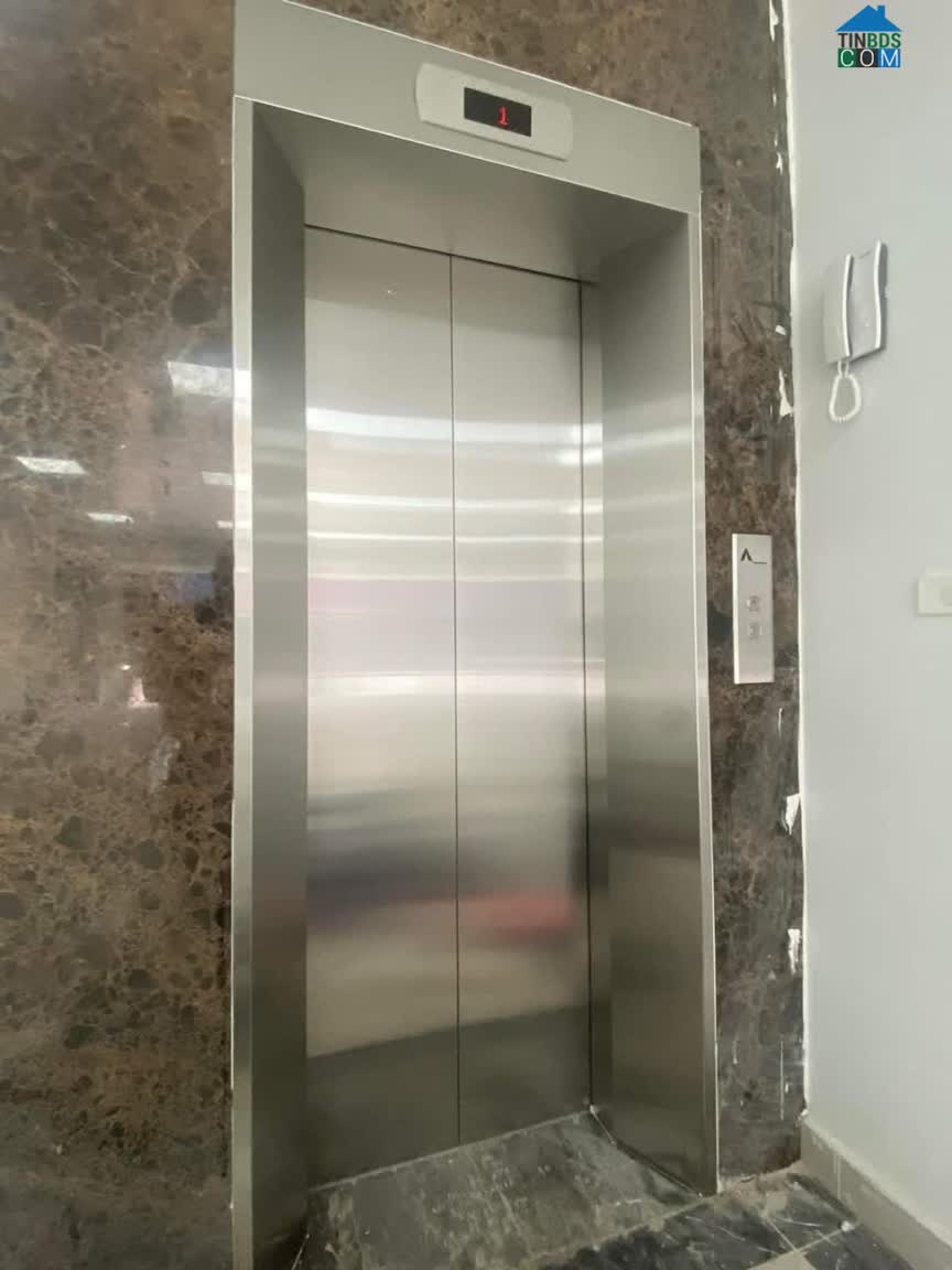 Ảnh Tôi chủ nhà cho thuê nhà lô góc, mới ,vỉa hè, 118m2- 5T, Duy Tân_44 Tr 0