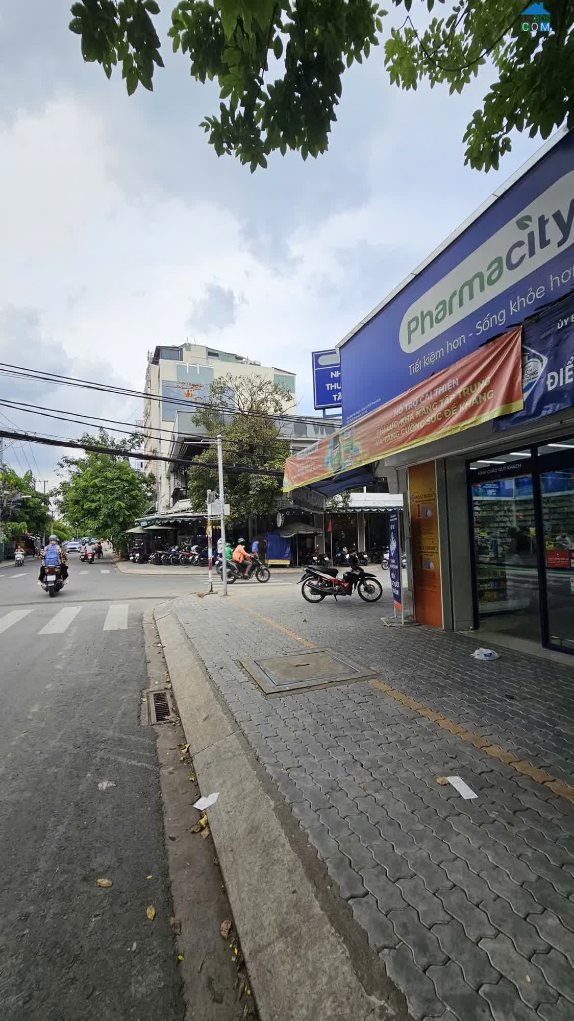 Ảnh Trục Mặt tiền đường số 
Nguyễn Thị Thập Tân Quy Q7 
NGANG 5 DÀI 10 CÓ 6 TỶ 0