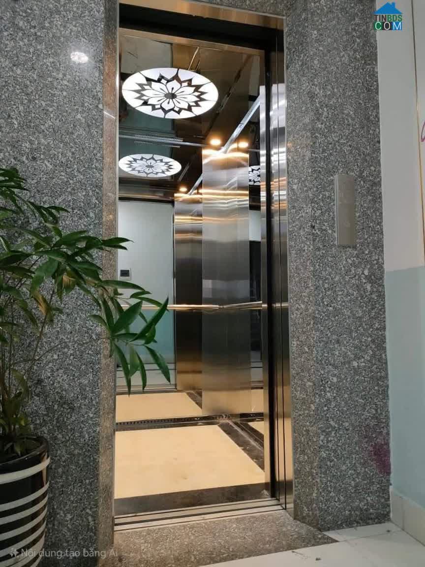 Ảnh Tôi cho thuê nhà mới, căn góc, 95m2_ 5T; vỉa hè, Hoàng Quốc Việt-31 Tr 0