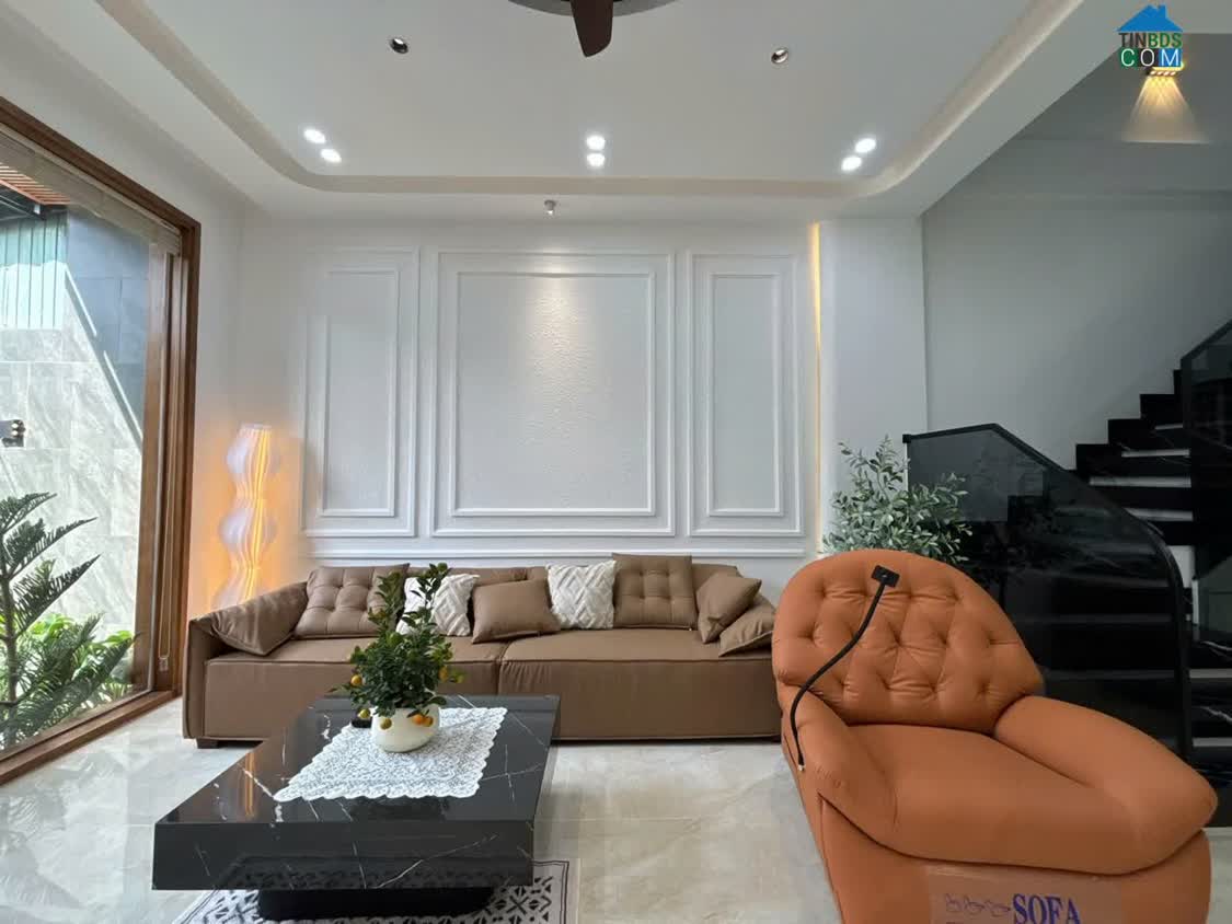 Ảnh Nhà Đẹp 1 Trệt 2 Lầu, Full Nội Thất – Sổ Riêng Sang Tên Ngay 0