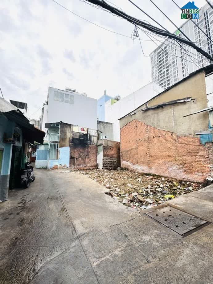 Ảnh Sát Mặt Tiền Q4 
diện Tích Ngang 5.1 X11 
hơn 100 Triệu M 0