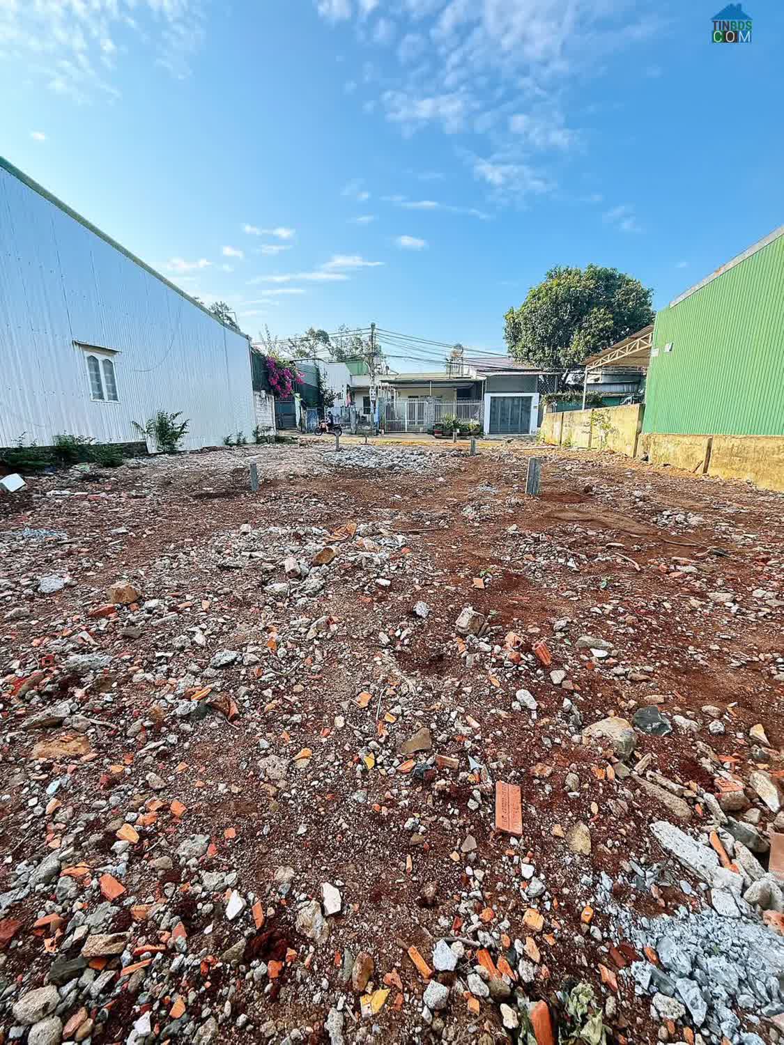 Ảnh 2 lô liền kề mặt tiền Hoàng Thế Thiện, phường Tân Lợi
- Diện tích: 5x25,3m (1 lô) 
- Hướng... 0