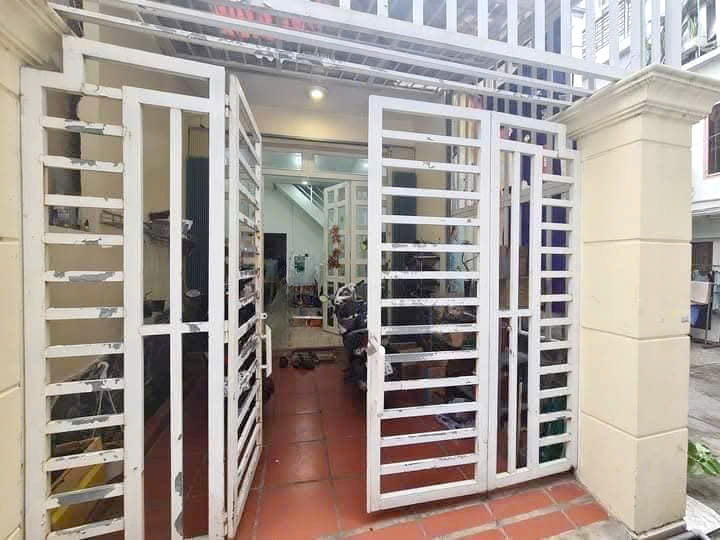 Ảnh Nhà diện tích lớn sau căn mặt tiền Phạm Thế Hiển P1 Q8 0