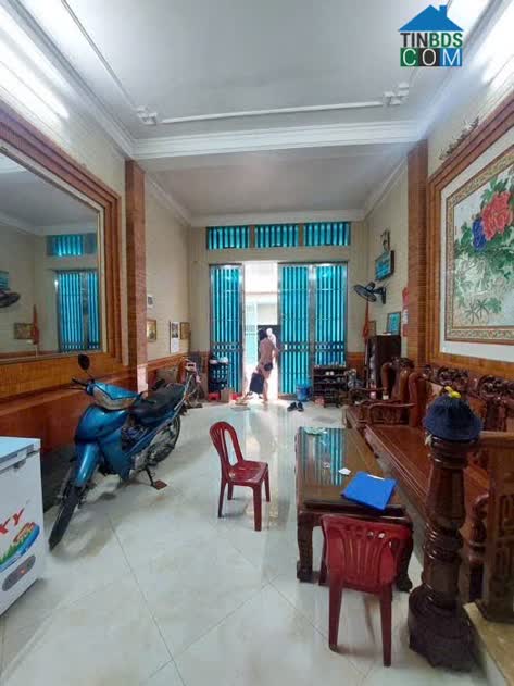 Ảnh Nhà Xuân La, 43m, 5 tầng! Có gala oto, nở hậu! Mặt tiền lý tưởng! 0