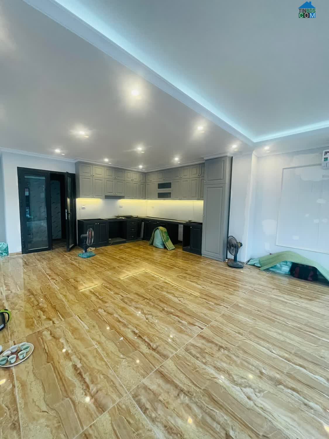 Ảnh Bán Nhà Hào Nam 68m2 - 2 Thoáng – Nhà đẹp mới – Mặt tiền lý tưởng - Full nội thất 0