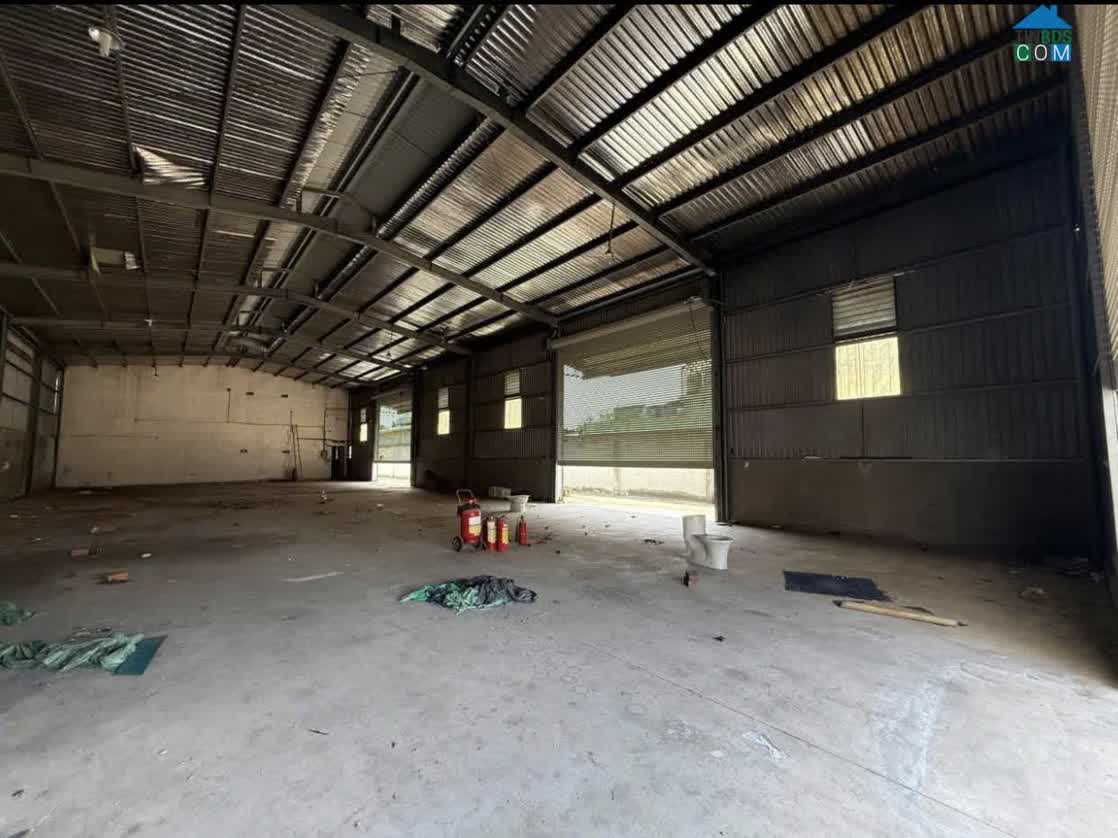 Ảnh Cho thuê kho xưởng 2000m2, xd 800m2 Thạnh Xuân Quận 12 2