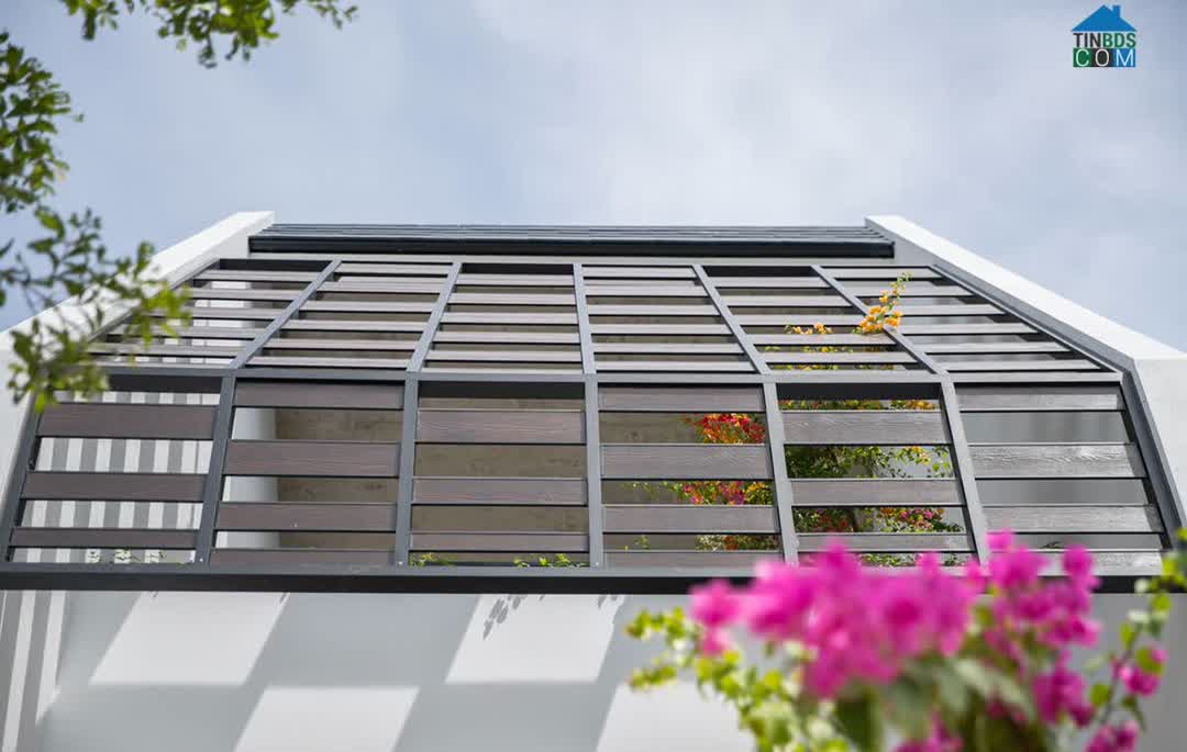 Ảnh Office MT lê Thị Riêng, P.Bến Thành, Quận 1, 7.2x19.5m, Office H,8T, HĐT 400tr/th, giá 95 tỷ 0