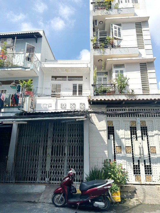 Ảnh Bán nhà MTNB 10m Bùi Minh Trực gần công viên Bông Sao P5 Q8 0