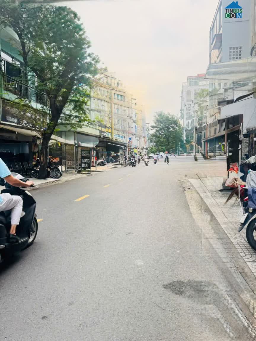 Ảnh Nhà Đẹp Trung Tâm Q10 – Hòa Hảo – Nguyễn Tri Phương – 5 Tầng – Giá 8.6 Tỷ.








. 0