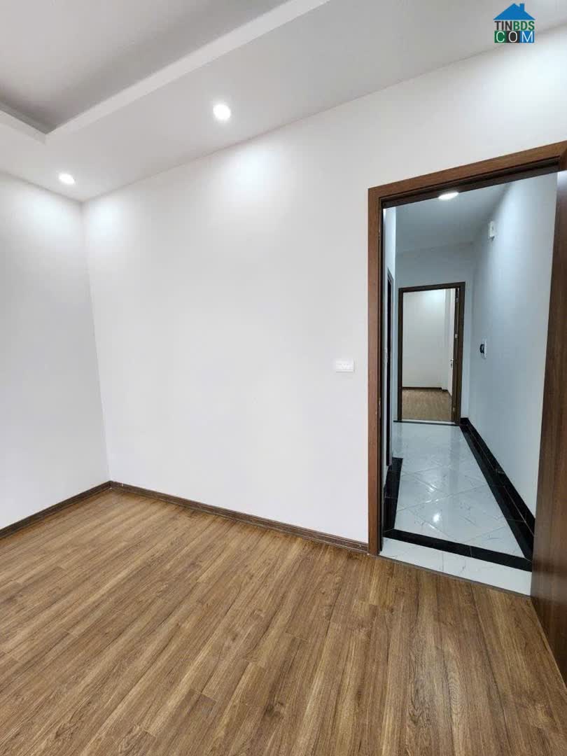 Ảnh Cần bán gấp nhà Văn Miếu 46m 6 tầng, thang máy, gần ô tô hơn 12 tỷ 0