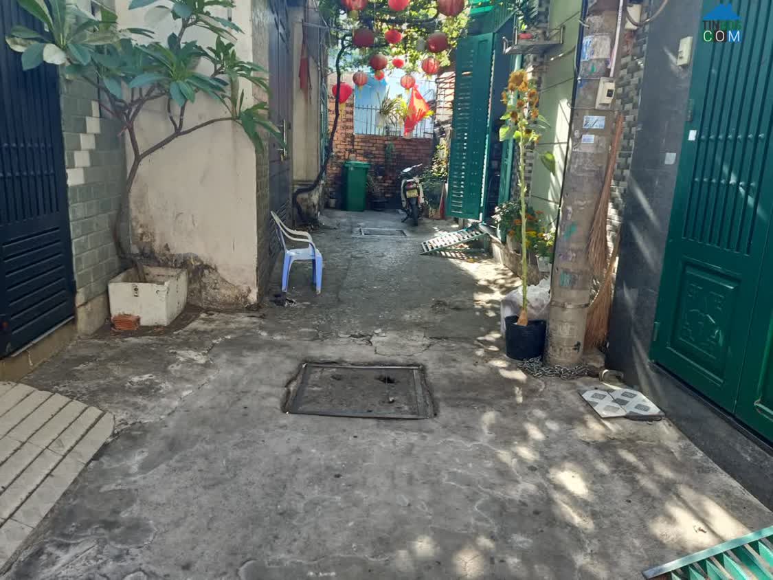 Ảnh Giá cực hời! Bán nhà hẻm Lê Đình Thám Tân Phú 50m2, sổ hồng. Chỉ 4.7 tỷ. Gọi ngay! 0