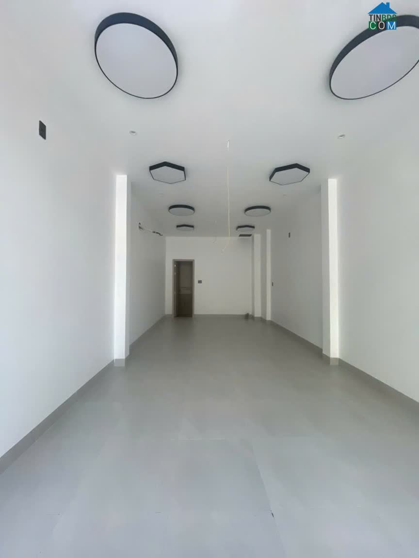 Ảnh cho thuê nhà mặt tiền đường phan đăng lưu đà nẵng vị trí đẹp c4 giá 12 tr 0