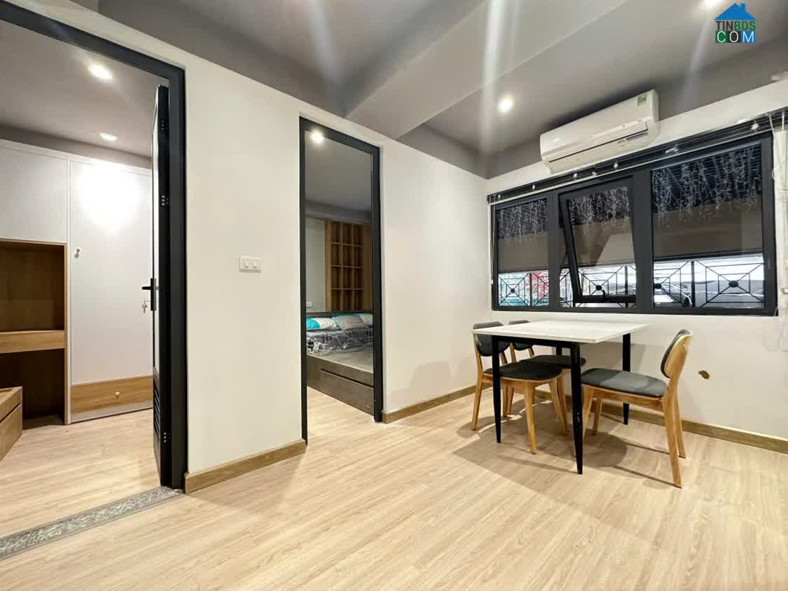 Ảnh Cho thuê căn hộ CCMN khép kín 2pn+pk tại ngõ 2 Tây Sơn, Đống Đa 0